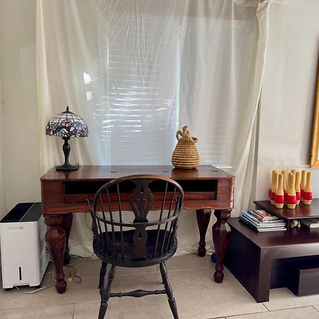 Private Rooms At Miami Centrally Located With Free Parking Esterno foto